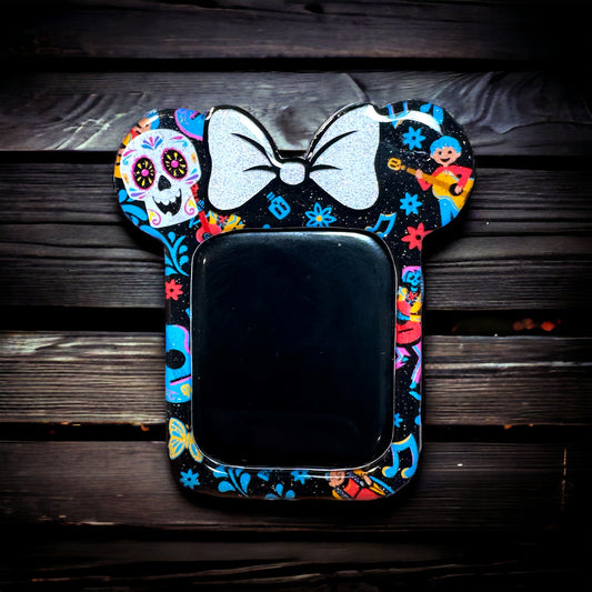 Un Poco Loco Mouse Watch Cover