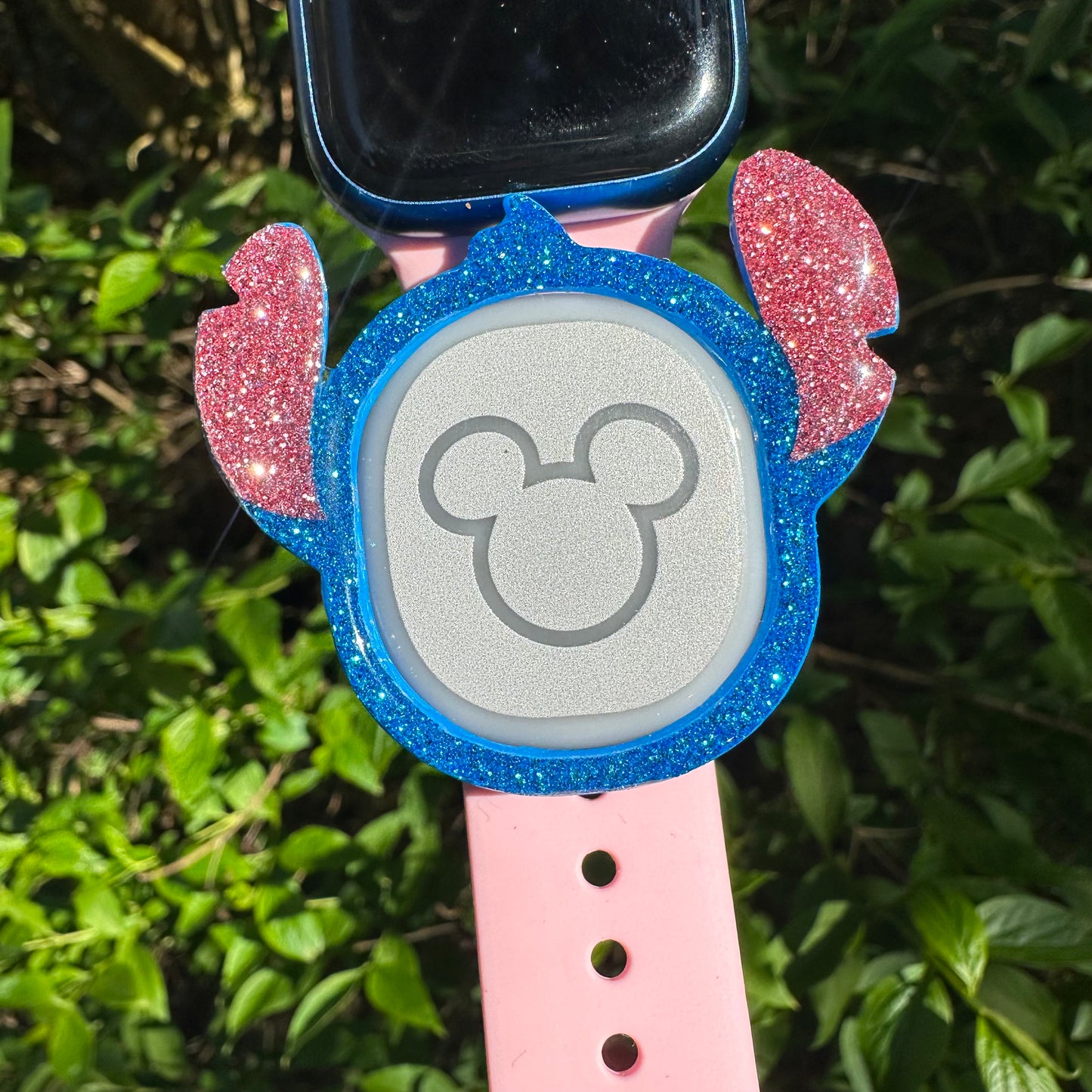 Ohana Alien Magic band Plus Puck Adapter- includes charge adapter!!