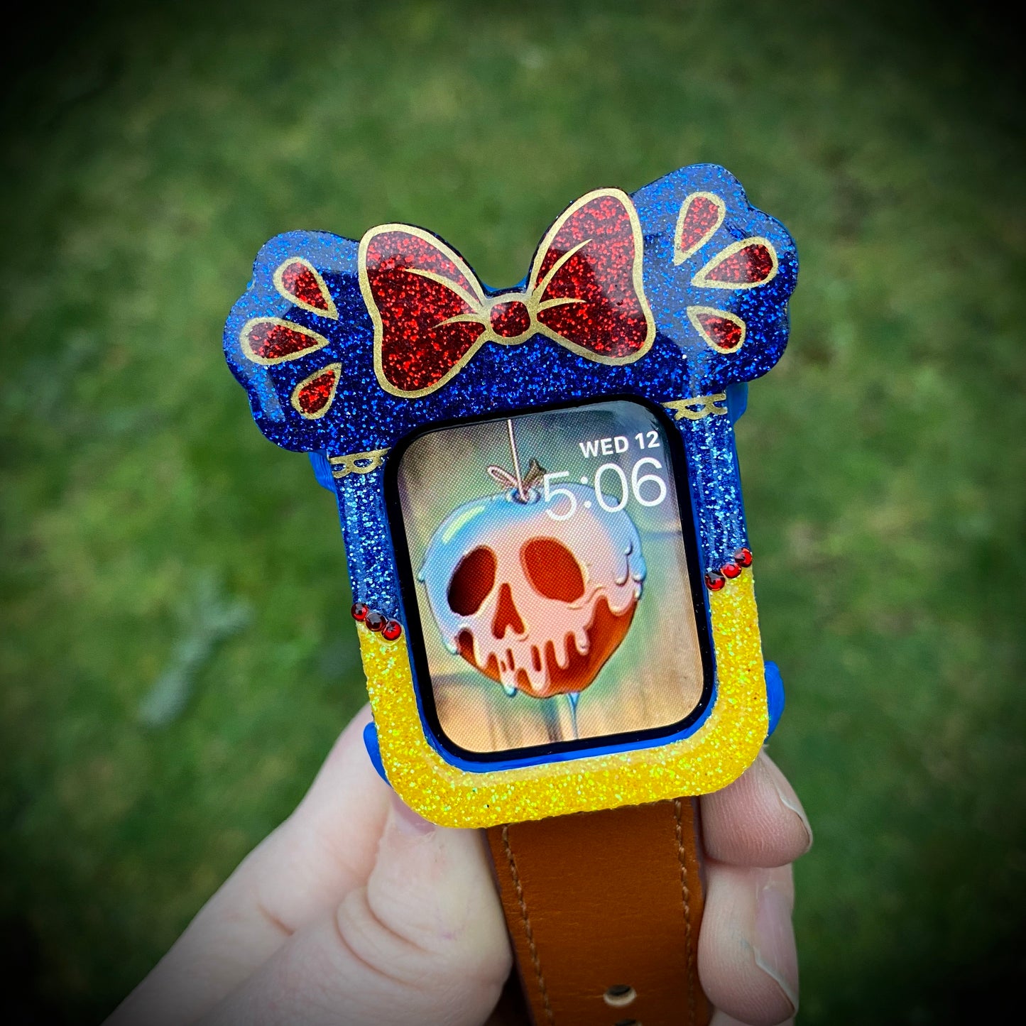 Apple Eating Princess Watch Cover snow