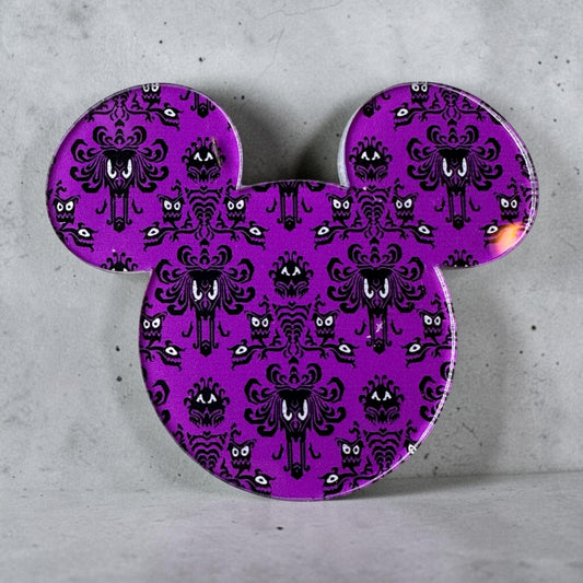 Spooky Mansion Cinch Clip for shirt and tee haunted